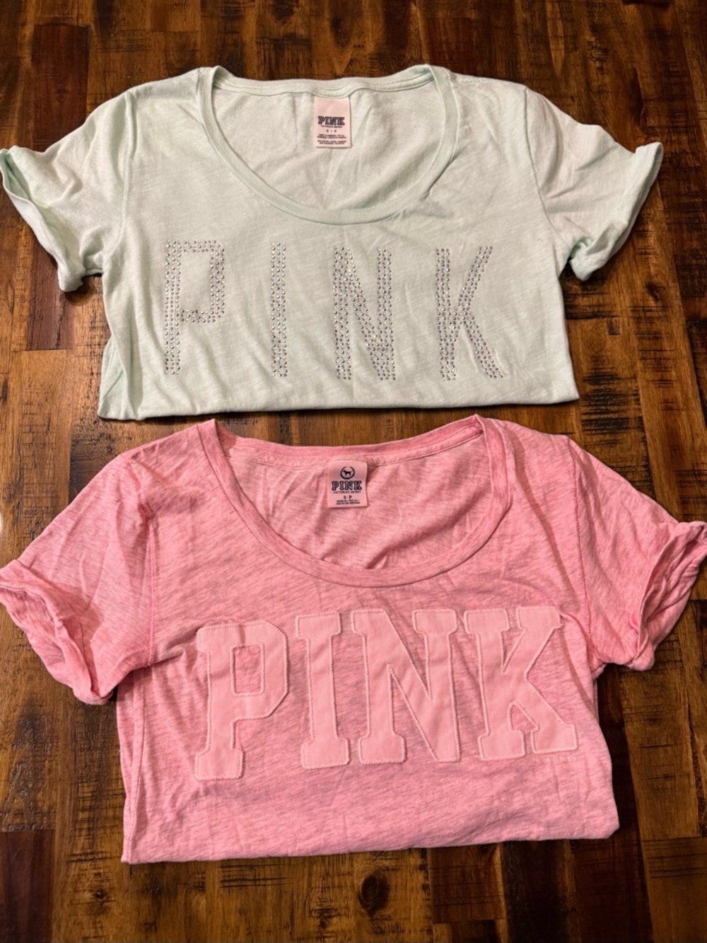 BUNDLE of 2 PINK scoopneck short sleeve t-shirts. women's sz S. teal pink Y2K